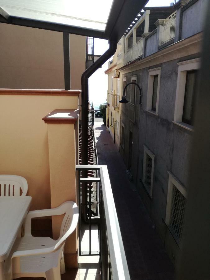 Villa Casa Del Pozzo à Furci Siculo Extérieur photo